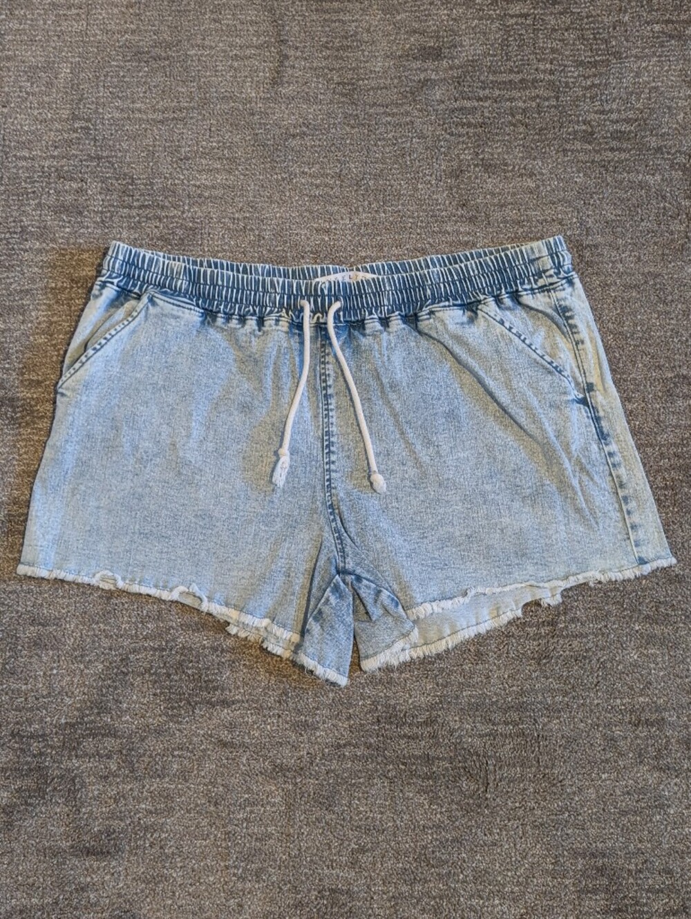 Tinseltown Acid Wash Denim High Rise Drawstring Frayed Hem Shorts - Juniors XL
